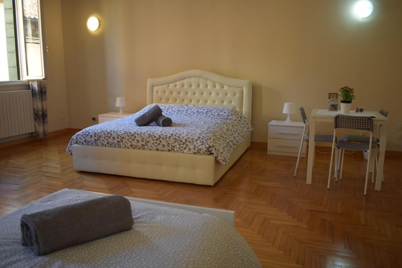 Casa Roma Rooms Padova Eksteriør billede